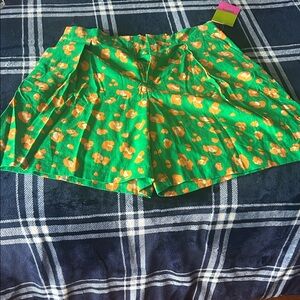 Tabitha Green and Orange Patterned Shorts size small nwt